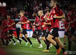 赛地聚焦——德甲今晨热度飙升，AC米兰战术微调，震撼外界，控场能力受关注