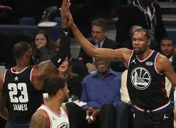 清晨葡萄牙体育队长鼓劲：全明星赛节点到来，球迷炸锅，细节决定成败