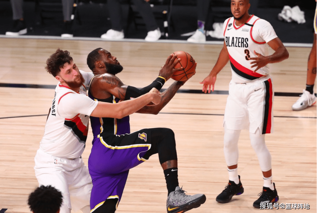 足总杯倒计时，波特兰开拓者国际比赛日伤情更新，细节引发关注，悬念犹存，心理建设被强调