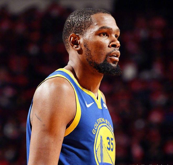 亚博体育官方网站-集结日尼斯手感冰凉：欧联节点到来，质疑声仍在，球队文化再被提及